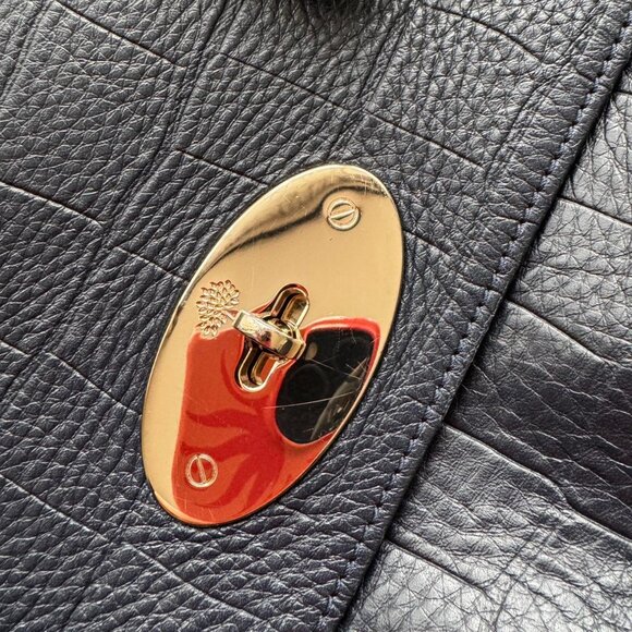 Gorgeous mulberry Lily bag, Medium, in Black. - Picture 5 of 8